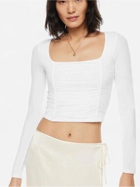 Aritzia Wilfred White Square-Neck Long Sleeve Crop Top